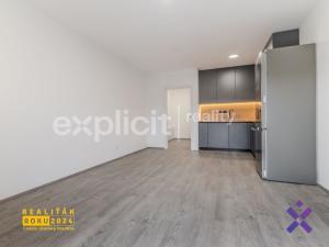 Pronájem bytu 1+kk, Zlín - Malenovice, Pod Hradem II, 27 m2