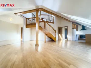 Prodej atypického bytu, Praha - Smíchov, Na Březince, 135 m2