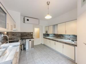 Pronájem bytu 3+1, Praha - Smíchov, Kroftova, 98 m2