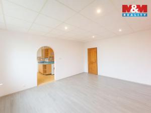 Prodej bytu 3+1, Bukovany, 64 m2