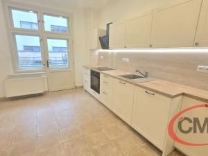 Pronájem bytu 2+1, Praha, Benediktská, 68 m2