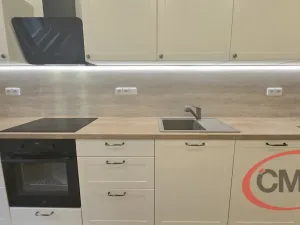 Pronájem bytu 2+1, Praha, Benediktská, 68 m2