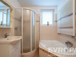 Prodej rodinného domu, Praha - Smíchov, Ke Klimentce, 180 m2