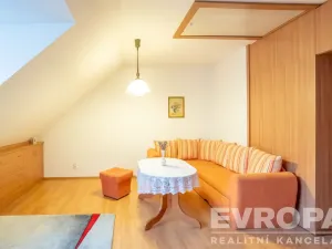 Prodej rodinného domu, Praha - Smíchov, Ke Klimentce, 177 m2