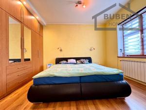 Prodej rodinného domu, Tachov, tř. Míru, 350 m2