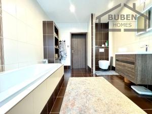 Prodej rodinného domu, Tachov, tř. Míru, 350 m2