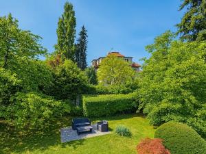 Pronájem bytu 3+1, Praha - Dejvice, 136 m2