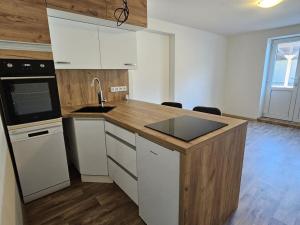 Prodej bytu 1+1, Jeseník, Slezská, 41 m2