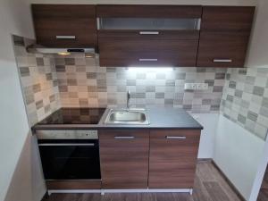 Pronájem bytu 2+kk, Chlumec, Tuchomyšlská, 38 m2