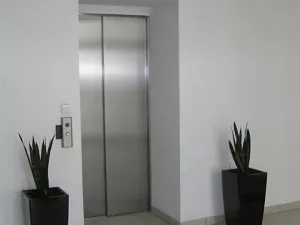 Pronájem kanceláře, Praha - Stodůlky, Prusíkova, 28 m2