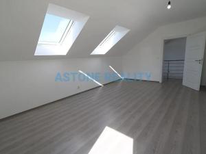 Pronájem rodinného domu, Trnová, 370 m2