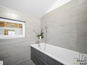 Prodej rodinného domu, Pardubice - Doubravice, 108 m2