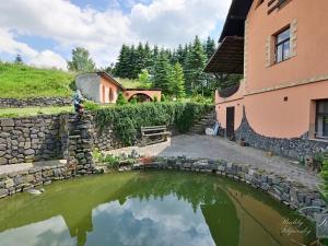 Prodej rodinného domu, Valkeřice, 270 m2