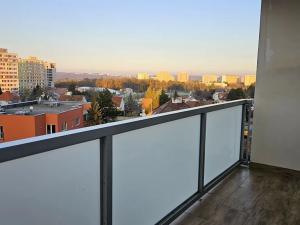 Pronájem bytu 1+kk, Praha - Kamýk, Mařatkova, 32 m2