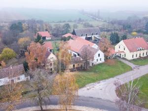 Prodej podílu pozemku, Třebíz, 161602 m2