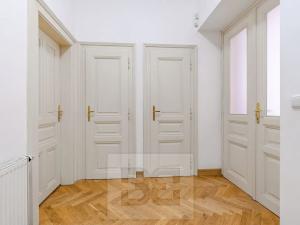 Pronájem bytu 3+1, Praha - Nové Město, Trojická, 95 m2