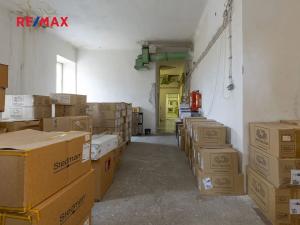 Prodej komerční nemovitosti, Dašice, náměstí T. G. Masaryka, 2490 m2