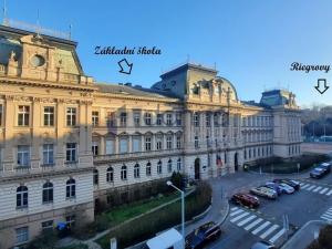 Pronájem bytu 2+kk, Praha, Na Smetance, 56 m2