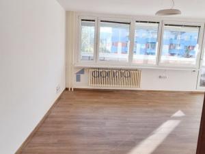 Pronájem bytu 3+kk, Praha, Hennerova, 72 m2