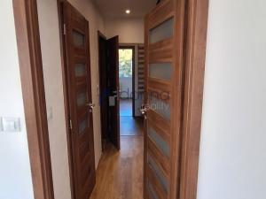 Pronájem bytu 3+kk, Praha, Hennerova, 72 m2