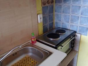 Prodej bytu 1+kk, Chlumec, Podzimní, 32 m2