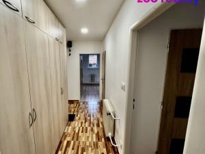 Prodej bytu 3+1, Mojné, 61 m2