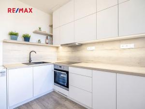 Prodej bytu 2+kk, Praha - Strašnice, Limuzská, 52 m2