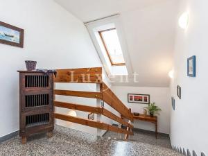 Pronájem rodinného domu, Praha - Kunratice, Ke hrádku, 417 m2