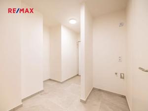 Pronájem bytu 2+kk, Praha - Vinohrady, Záhřebská, 49 m2