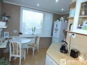 Prodej bytu 2+1, Chomutov, Bezručova, 60 m2