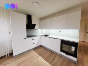 Pronájem bytu 2+kk, Karviná, Bratr. Veverkových, 51 m2