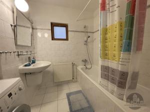 Pronájem bytu 4+kk, Praha - Vršovice, Kodaňská, 93 m2