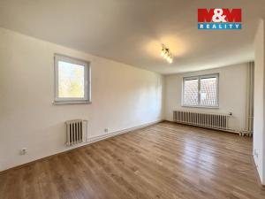 Prodej bytu 3+1, Mojné, 60 m2