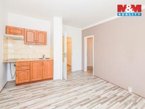 Pronájem bytu 1+kk, Praha - Hlubočepy, Pivcova, 29 m2
