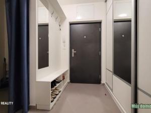 Pronájem bytu 2+kk, Praha - Letňany, Miroslava Hajna, 50 m2