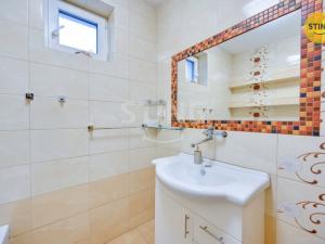 Prodej rodinného domu, Částkov, 278 m2