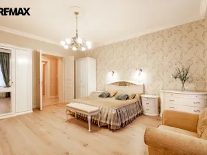 Pronájem bytu 3+1, Karlovy Vary, Dr. Davida Bechera, 130 m2