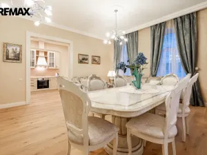 Pronájem bytu 3+1, Karlovy Vary, Dr. Davida Bechera, 130 m2