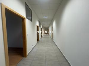 Pronájem kanceláře, Brno, Traťová, 204 m2