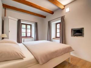 Prodej rodinného domu, Křivoklát, 190 m2