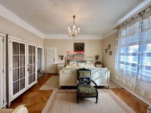 Prodej podílu rodinného domu, Praha - Hloubětín, Poděbradská, 645 m2