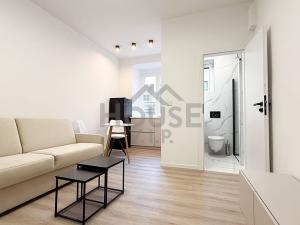 Prodej bytu 1+kk, Praha - Holešovice, Ortenovo náměstí, 18 m2