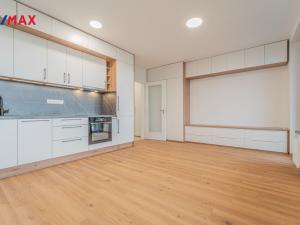 Pronájem bytu 1+kk, Praha - Žižkov, Olgy Havlové, 32 m2