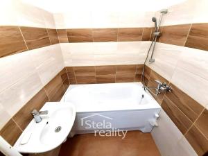 Prodej bytu 2+1, Bruntál, Pionýrská, 56 m2