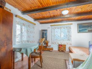 Prodej rodinného domu, Drhovle - Pamětice, 80 m2