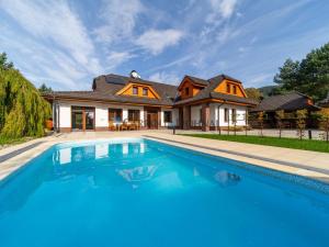 Prodej rodinného domu, Malenovice, 356 m2