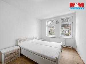 Prodej rodinného domu, Horní Blatná, Vančurova, 230 m2