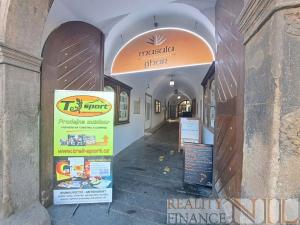 Pronájem restaurace, Plzeň, náměstí Republiky, 171 m2