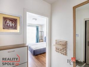 Pronájem bytu 2+kk, Praha - Košíře, Naskové, 57 m2