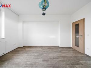 Prodej bytu 3+1, Vysoká nad Labem, 83 m2